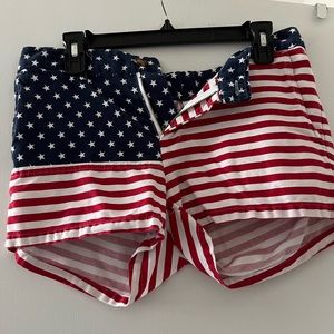 Women chubbies American flag shorts. Size Medium. Fits like a small